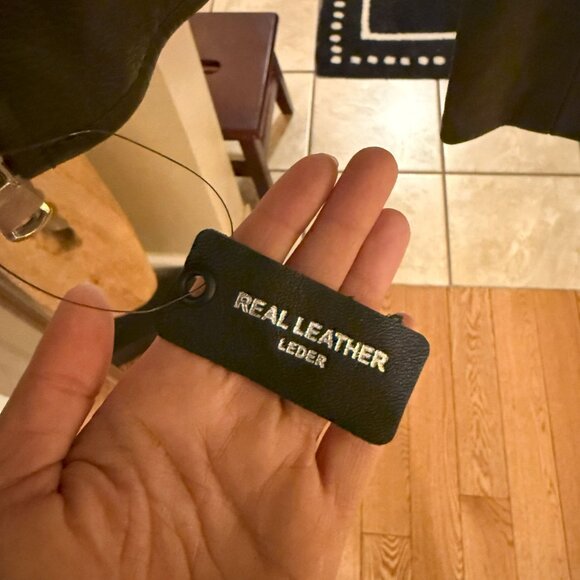 New With Tags Barneys Originals Clara Leather Jacket in Black Size 12 - Picture 4 of 7